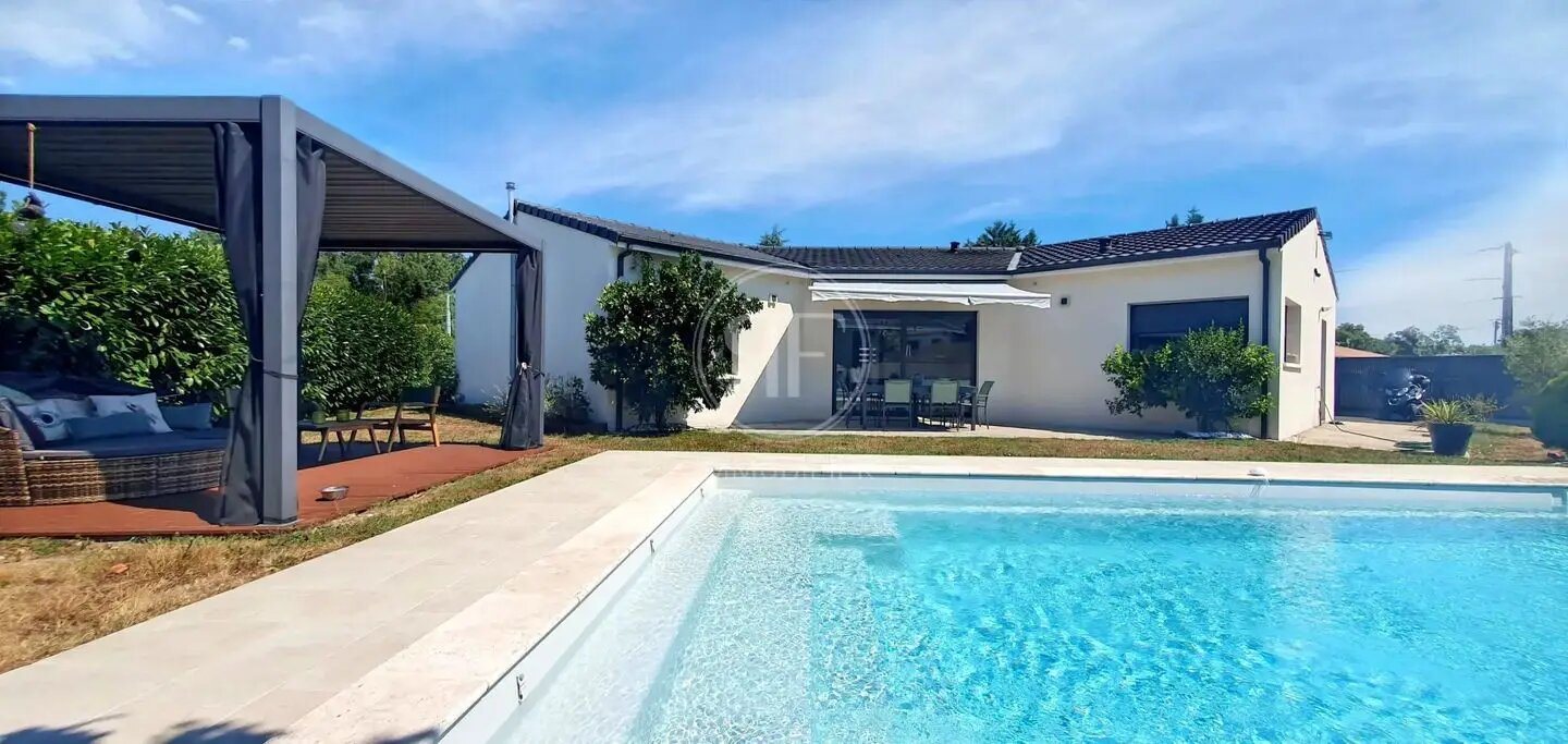 Maison à vendre, 120m², Saint-Seurin-sur-l'Isle