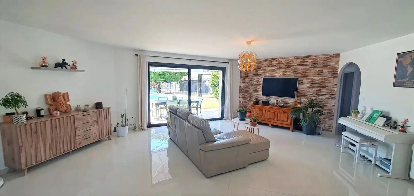 Maison à vendre, 120m², Saint-Seurin-sur-l'Isle