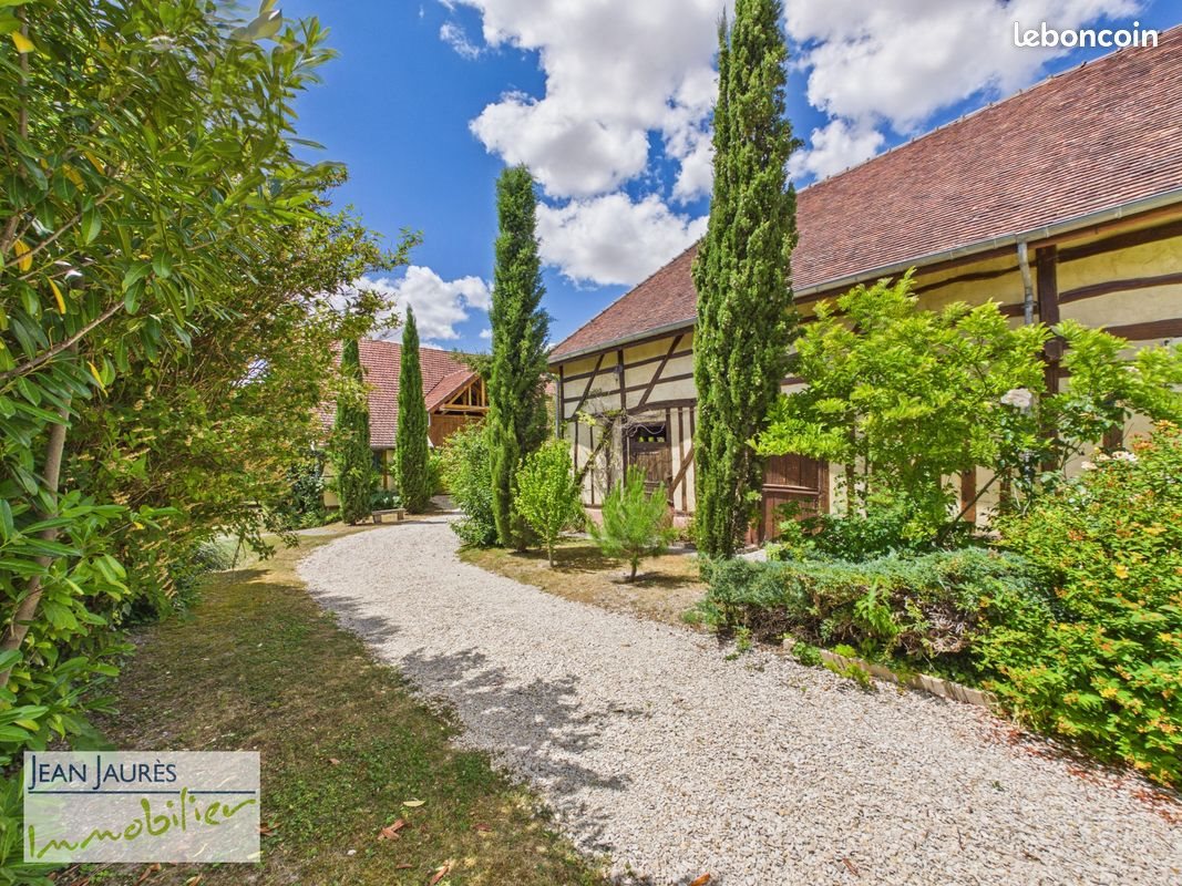 Maison à vendre, 137m², Saint-Benoît-sur-Seine