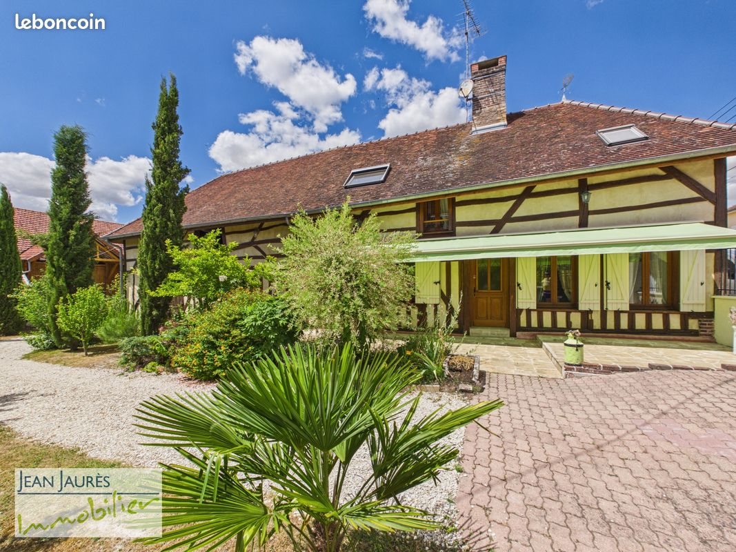 Maison à vendre, 137m², Saint-Benoît-sur-Seine