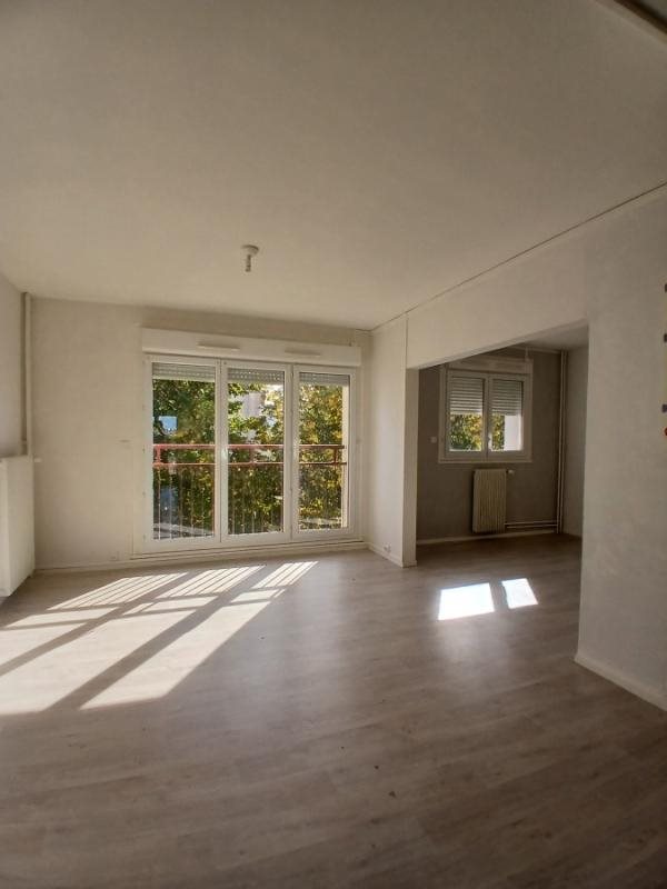 Appartement à louer, 89m², Étang-sur-Arroux