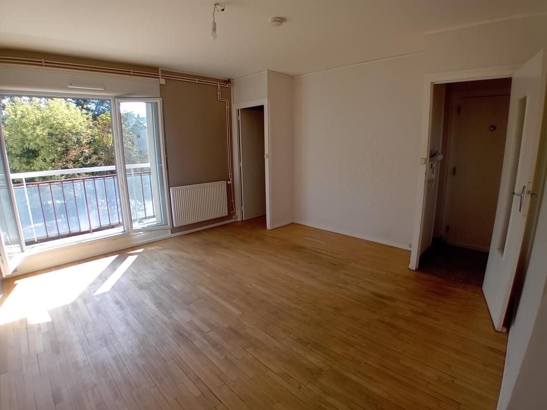 Appartement à louer, 44m², Autun