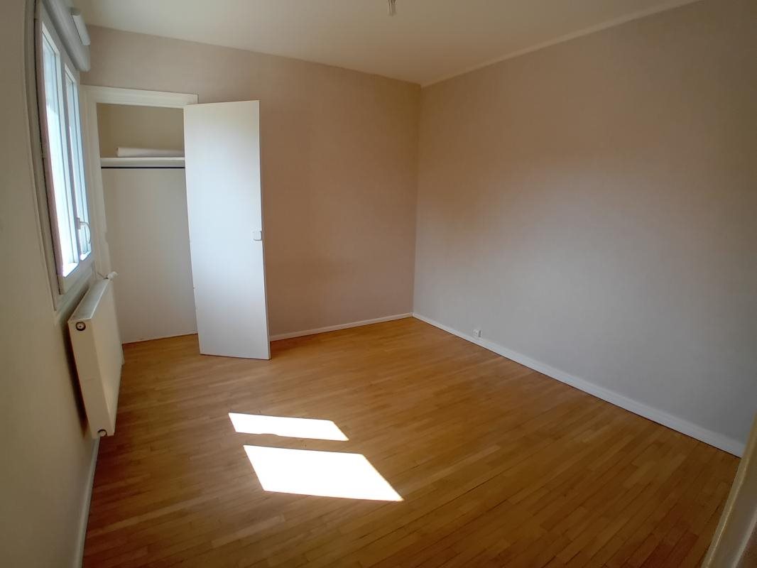 Appartement à louer, 44m², Autun