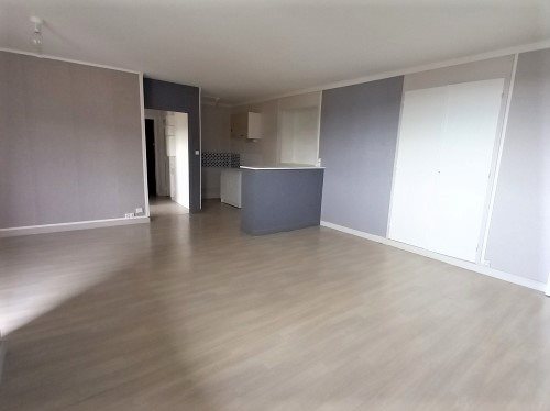 Appartement à louer, 77m², Autun