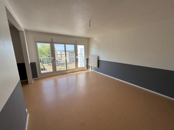 Appartement à louer, 76m², Gueugnon