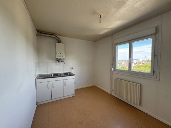 Appartement à louer, 76m², Gueugnon