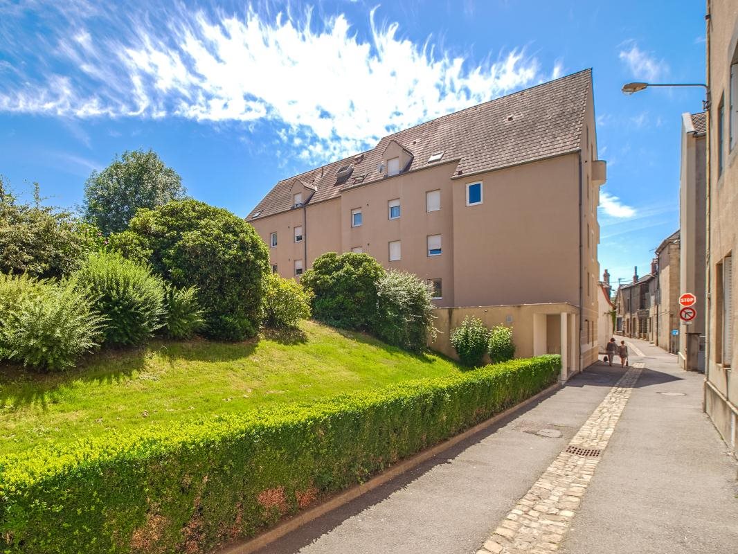 Appartement à louer, 83m², Autun