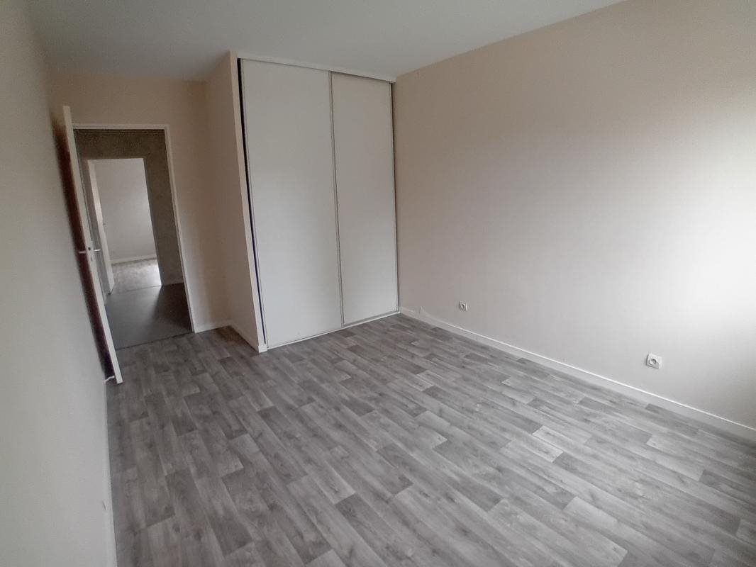 Appartement à louer, 83m², Autun