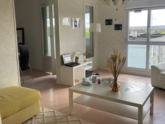 Appartement à louer, 73m², Gueugnon