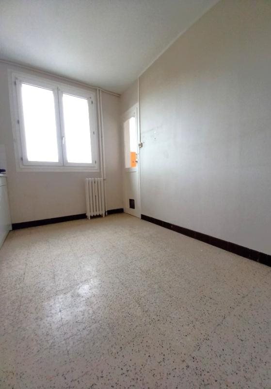 Appartement à louer, 54m², Autun