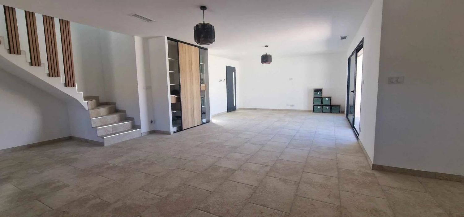 Maison à vendre, 127m², Bizanet
