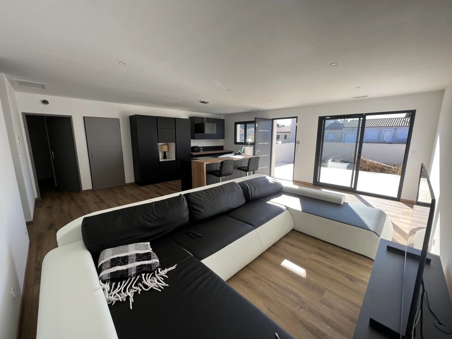 Maison à louer, 74m², Moussan