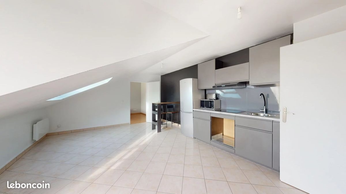 Appartement à louer, 35m², Pontault-Combault