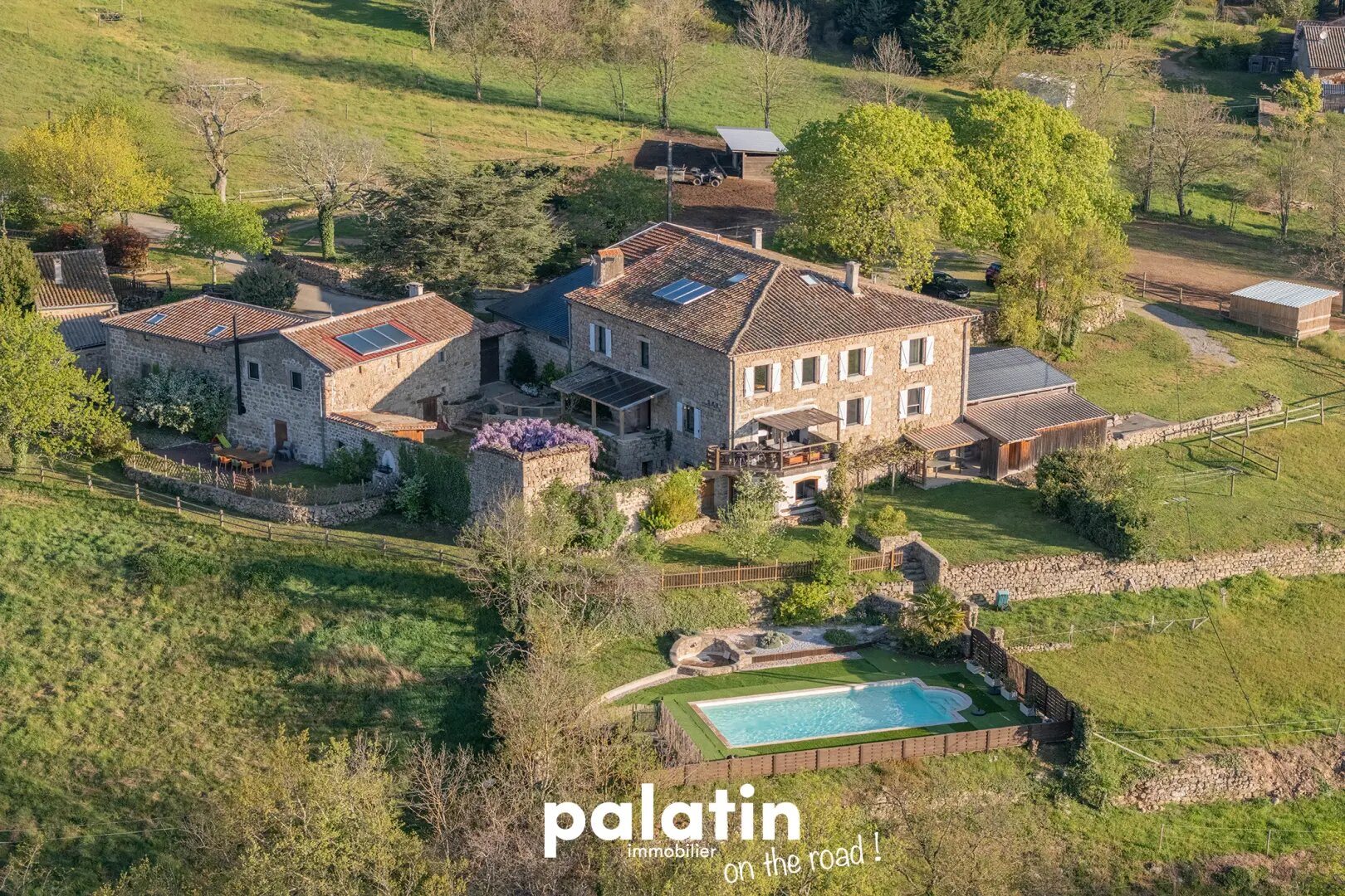 Maison à vendre, 604m², Vernoux-en-Vivarais