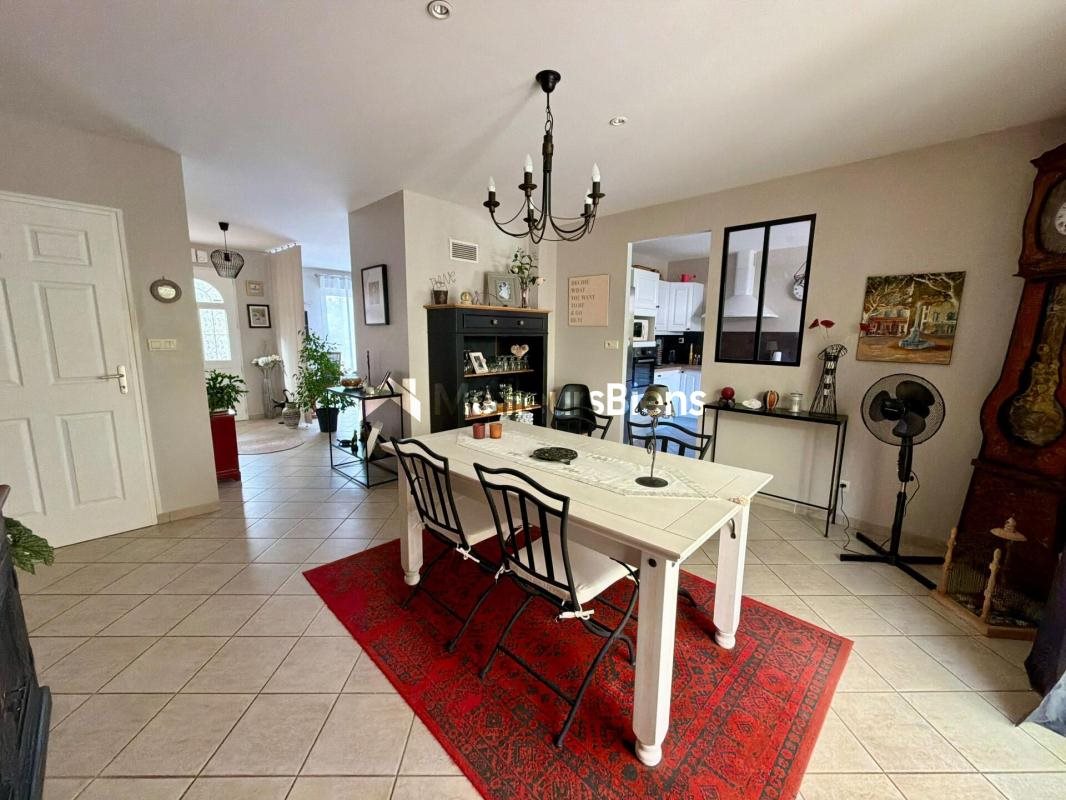 Maison à vendre, 134m², La Bazouge-des-Alleux