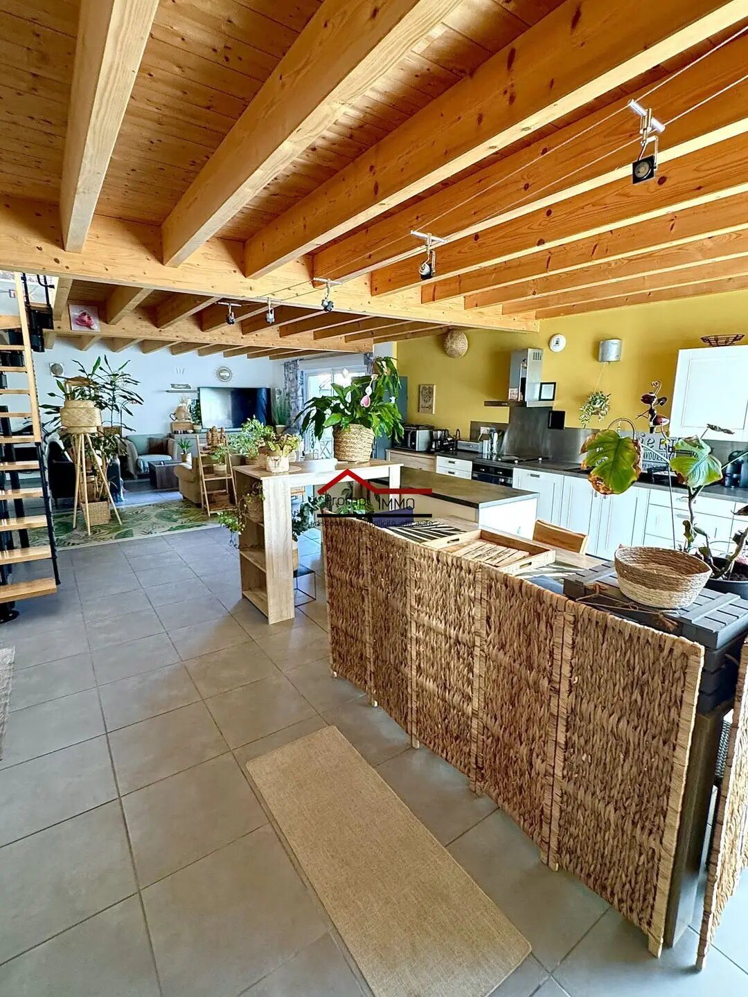 Maison à vendre, 155m², Saint-Romain-de-Benet