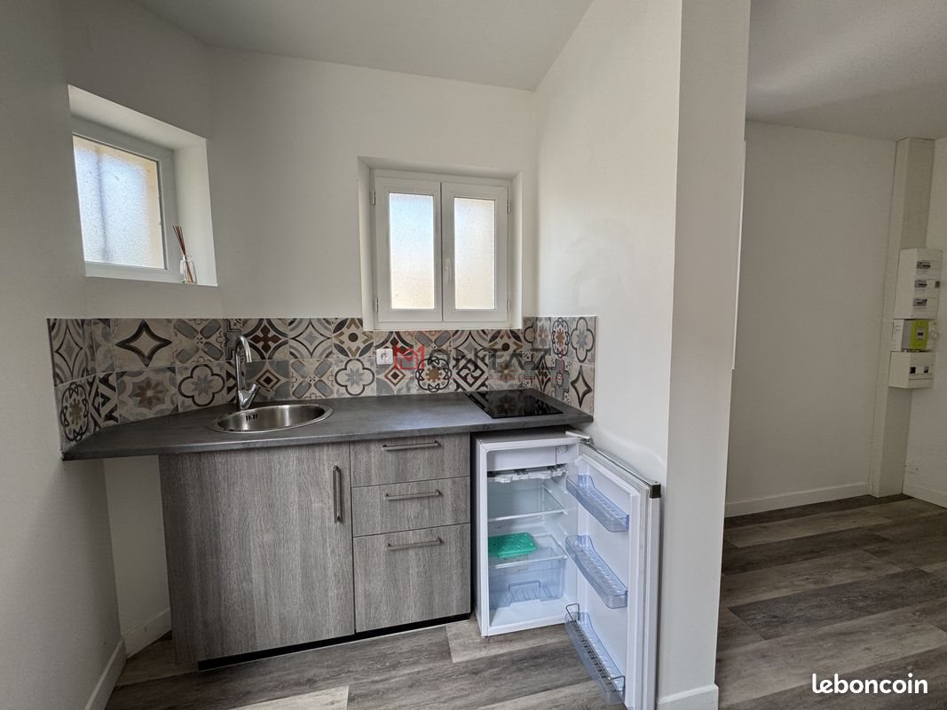 Appartement à louer, 23m², Beton-Bazoches