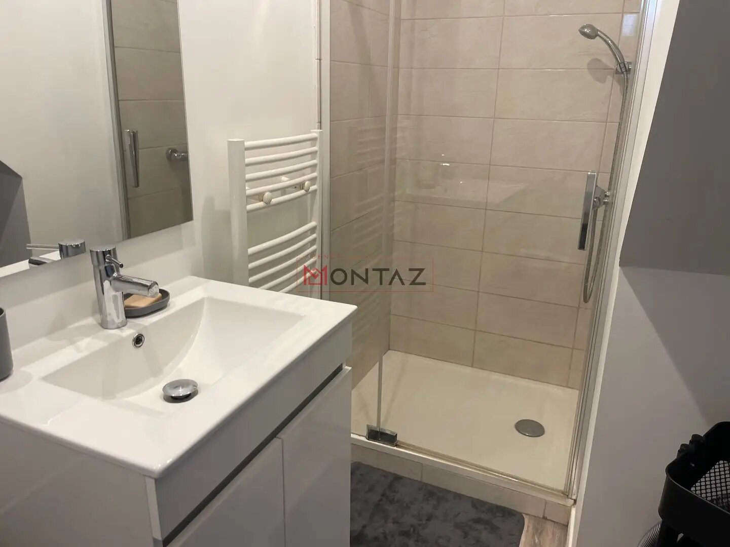 Appartement à louer, 23m², Beton-Bazoches
