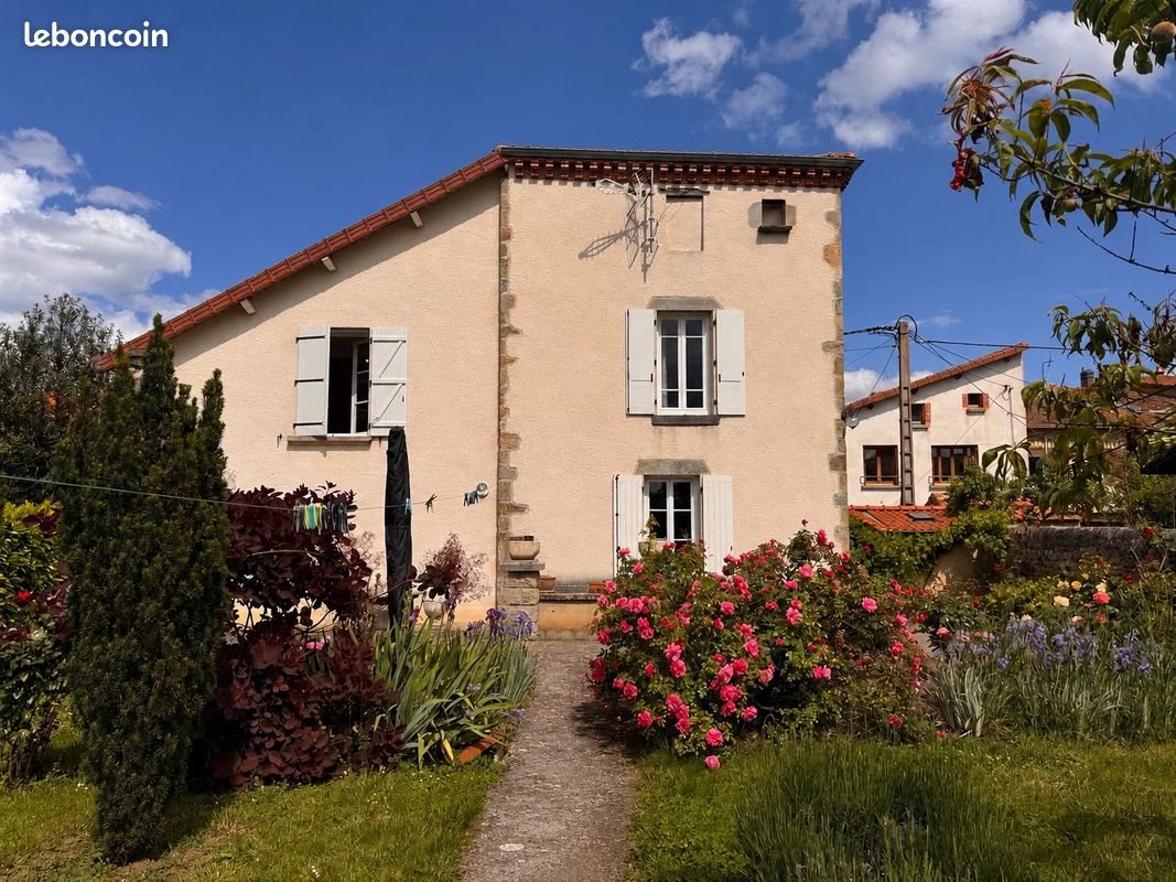 Maison à vendre, 161m², Le Breuil-sur-Couze