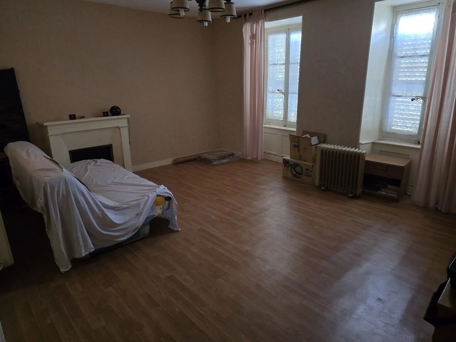 Photo 1