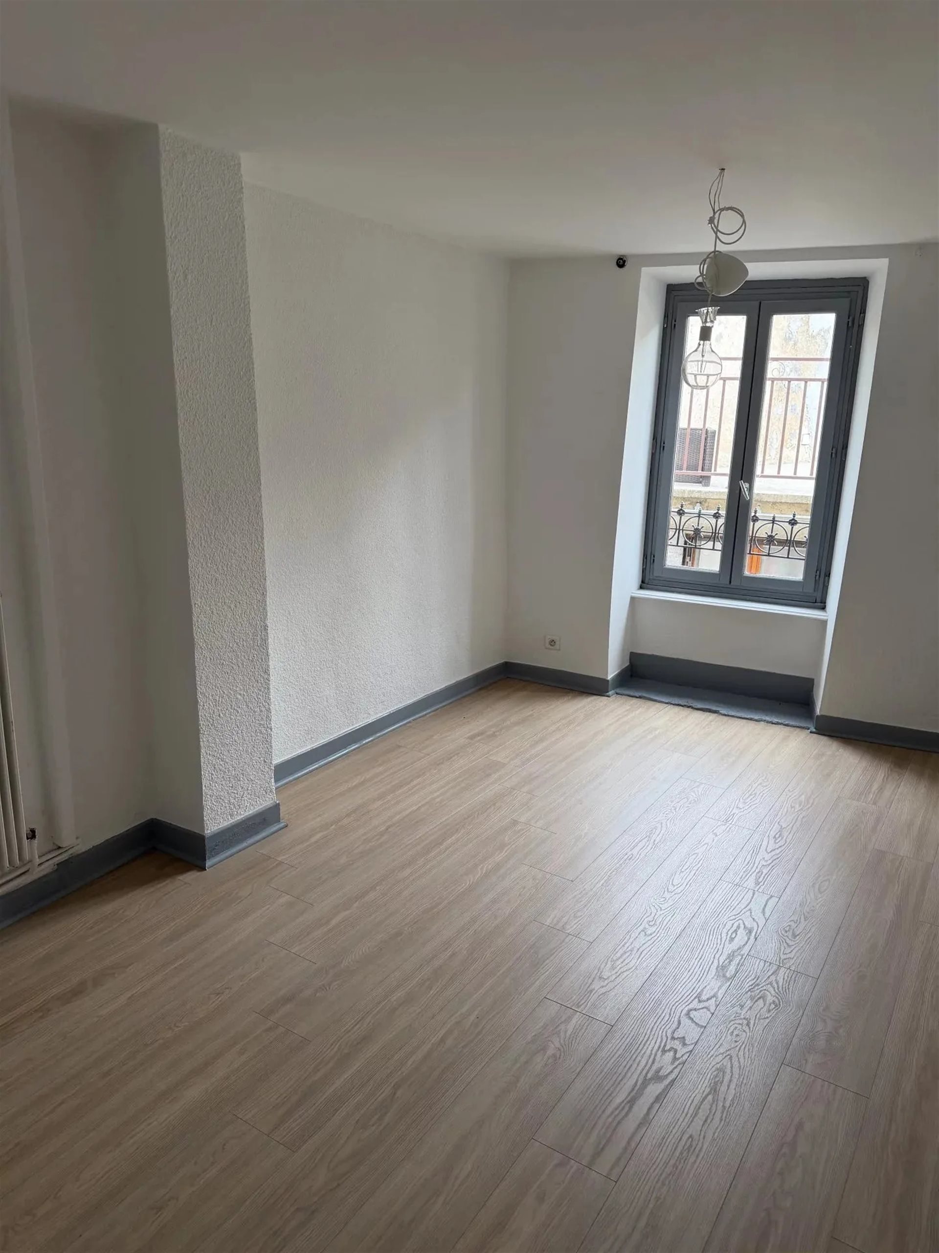 Maison à louer, 85m², Saint-Germain-Lembron
