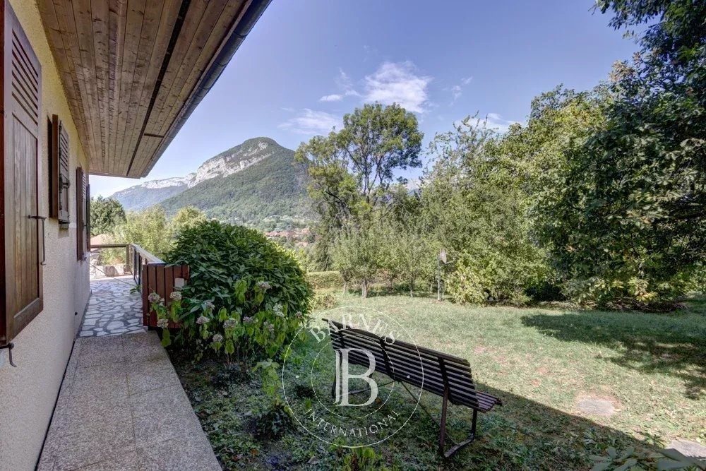 Maison à vendre, 240m², Menthon-Saint-Bernard