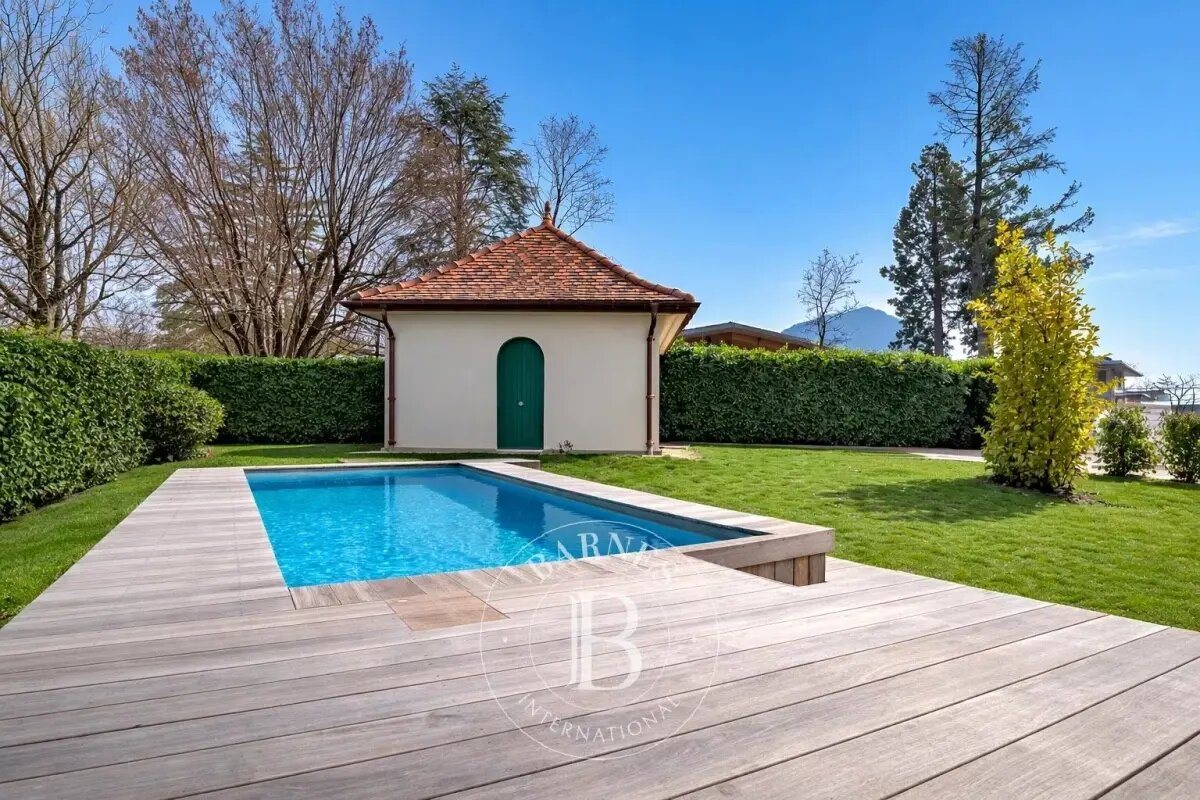 Maison à vendre, 220m², Annecy-le-Vieux