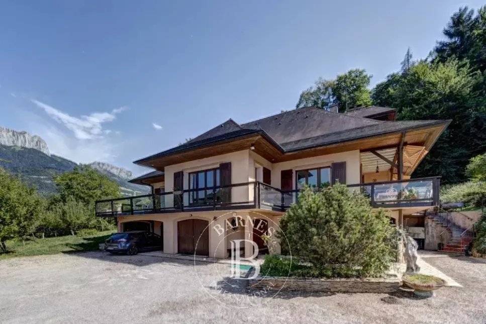 Maison à vendre, 240m², Menthon-Saint-Bernard