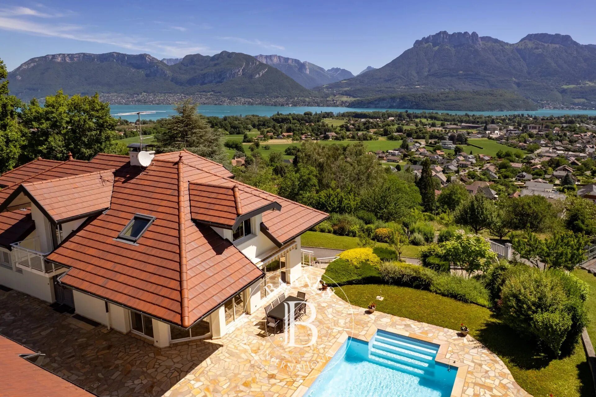 Maison à vendre, 309m², Saint-Jorioz