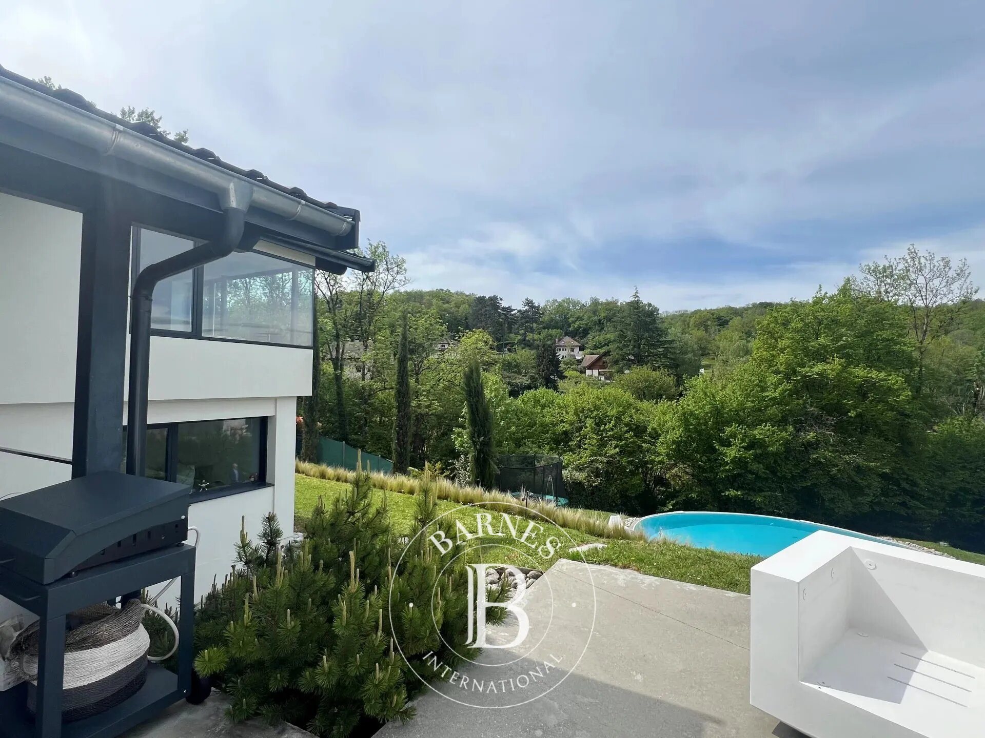 Maison à vendre, 190m², Menthon-Saint-Bernard