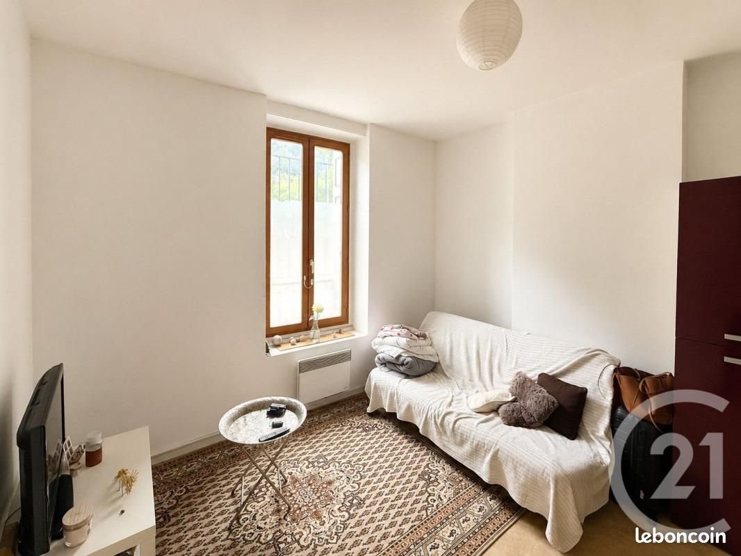 Appartement à louer, 34m², Saint-Étienne