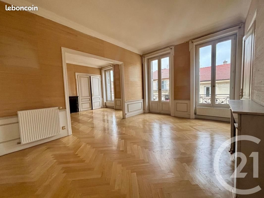 Appartement à vendre, 111m², Saint-Étienne