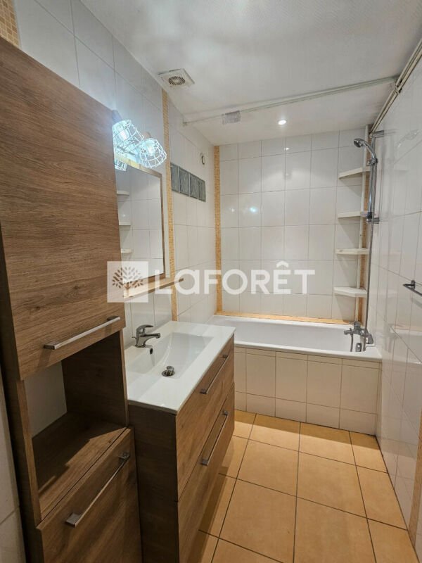 Appartement à louer, 72m², Le Coteau