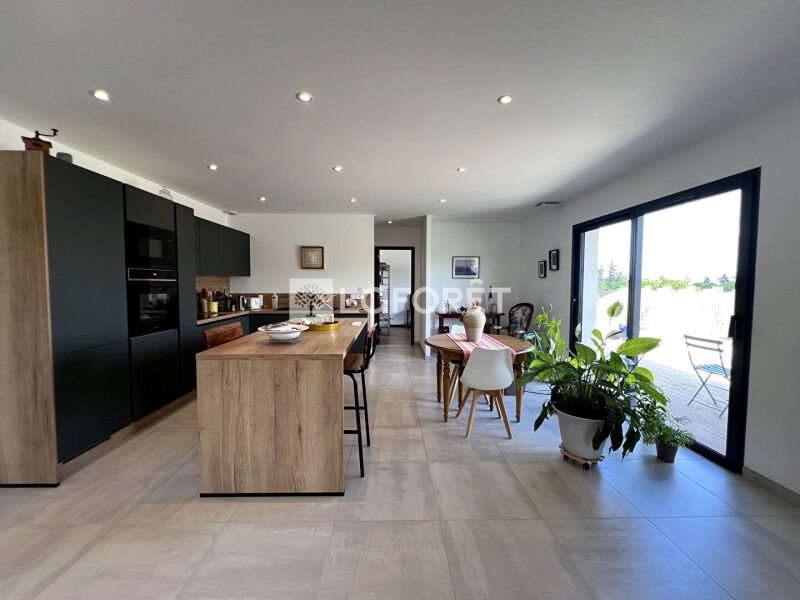Maison à vendre, 108m², Ambierle