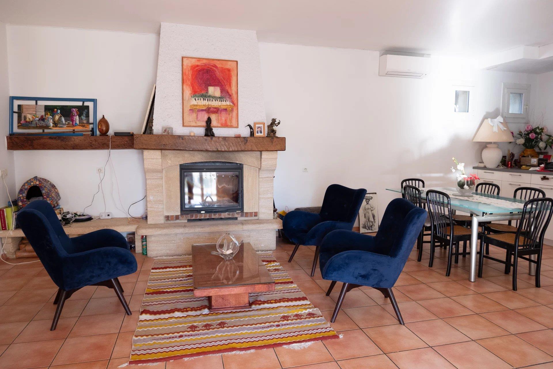 Maison à vendre, 188m², Fontvieille