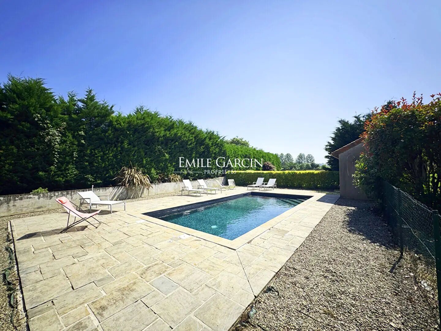 Maison à vendre, 950m², Sauveterre-de-Béarn