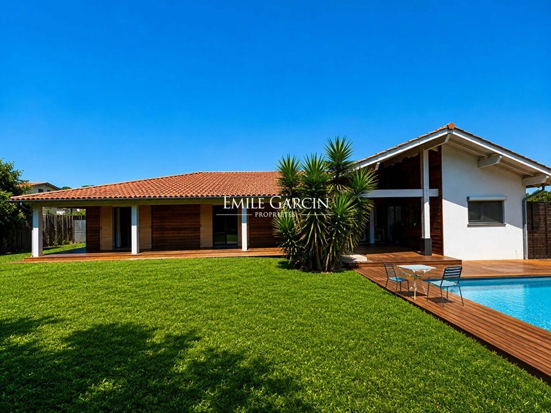 Maison à vendre, 245m², Ahetze