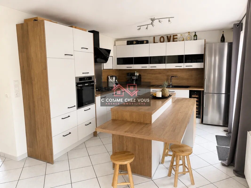 Maison à vendre, 162m², Férolles-Attilly