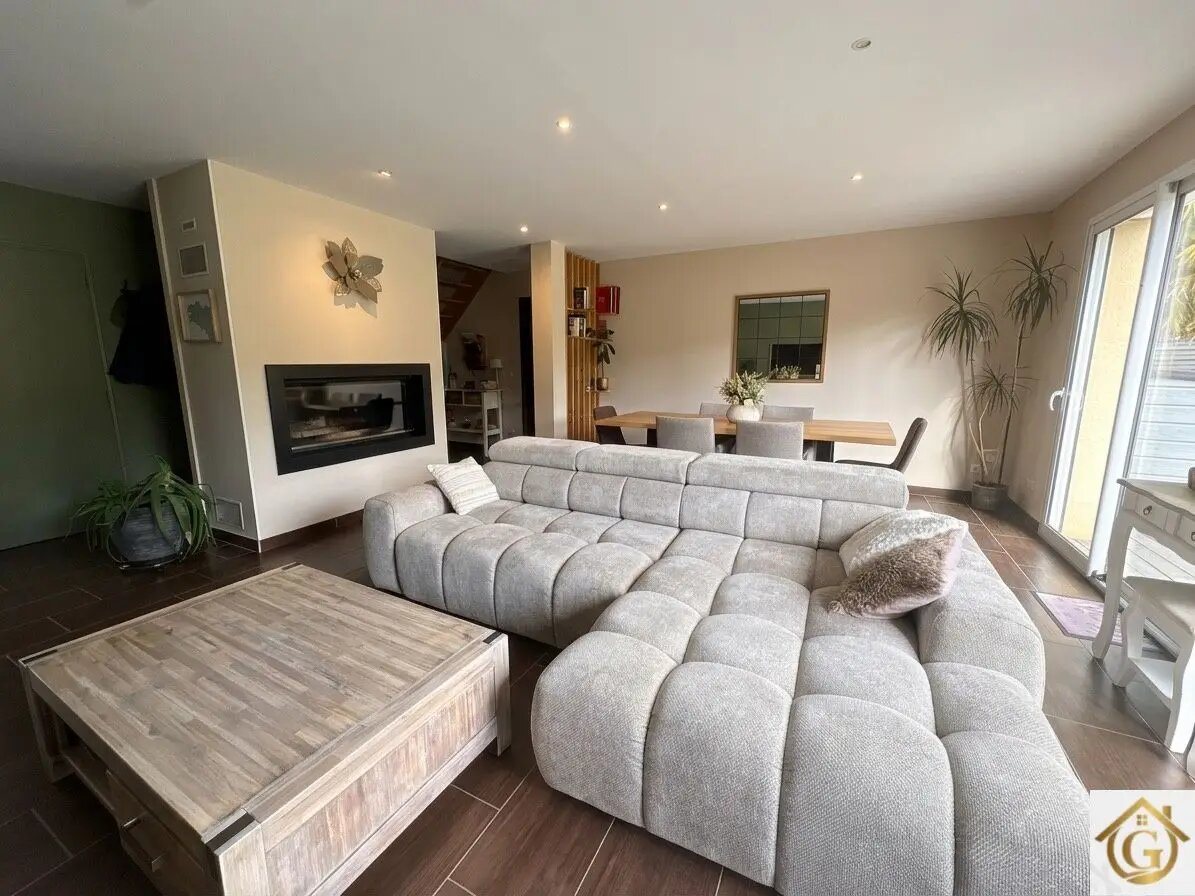 Maison à vendre, 178m², La Bazoge