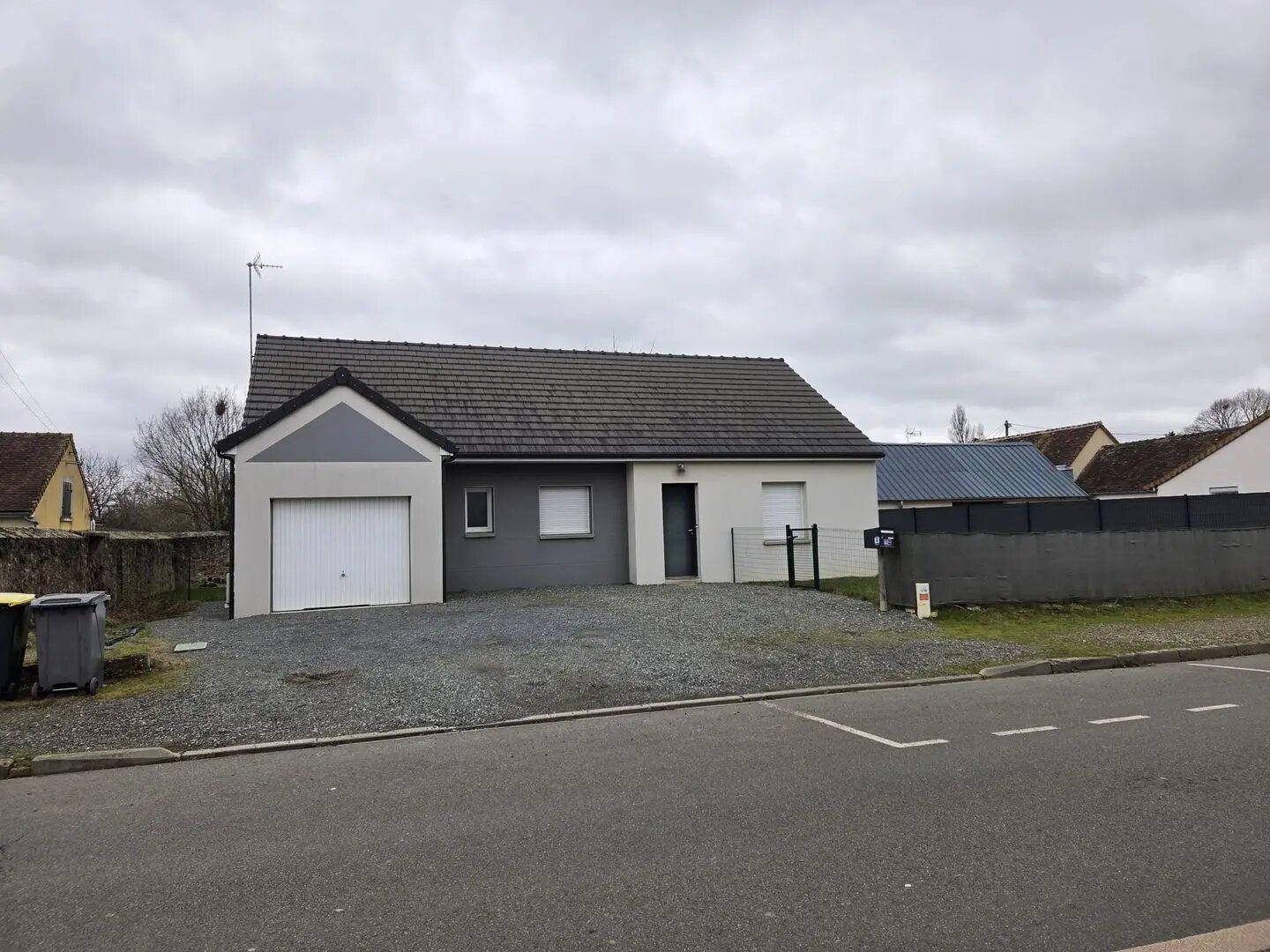 Maison à vendre, 90m², Souligné-sous-Ballon