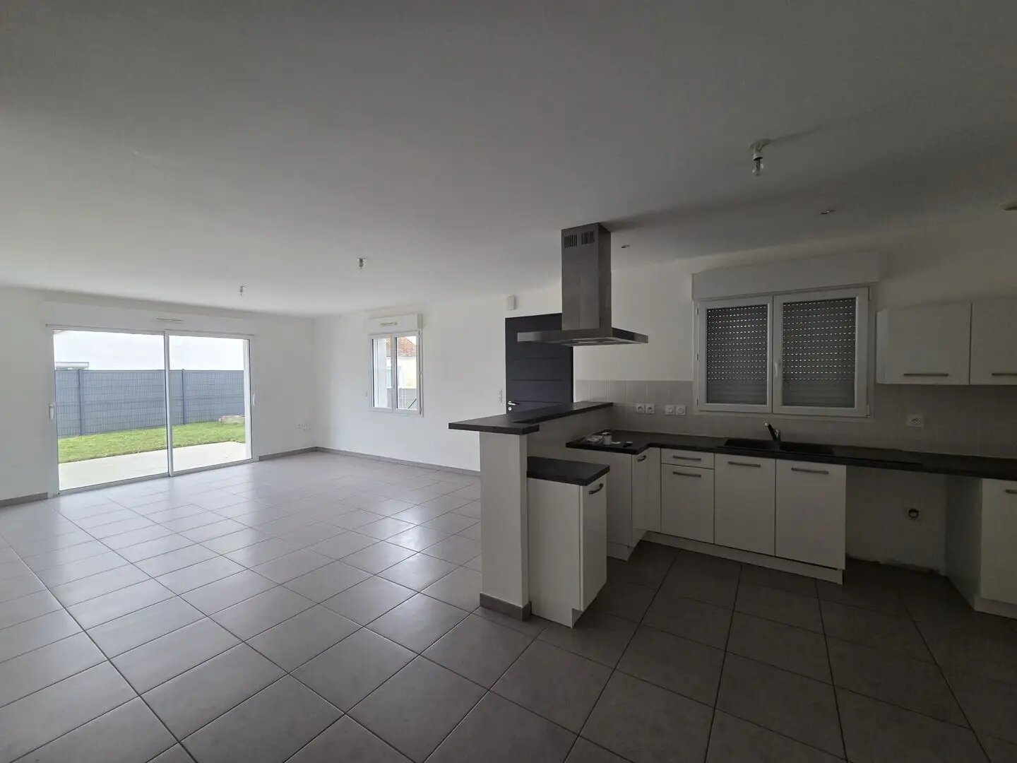 Maison à vendre, 90m², Souligné-sous-Ballon