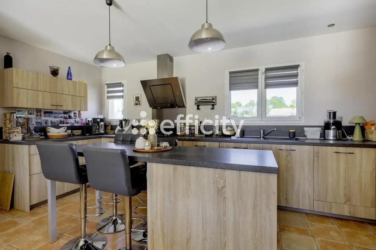 Maison à vendre, 123m², Izon