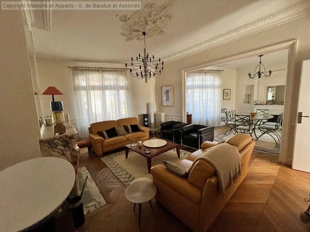 Maison à vendre, 260m², Orléans