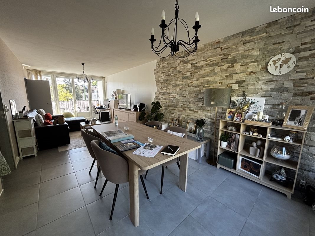 Appartement à louer, 78m², Reims
