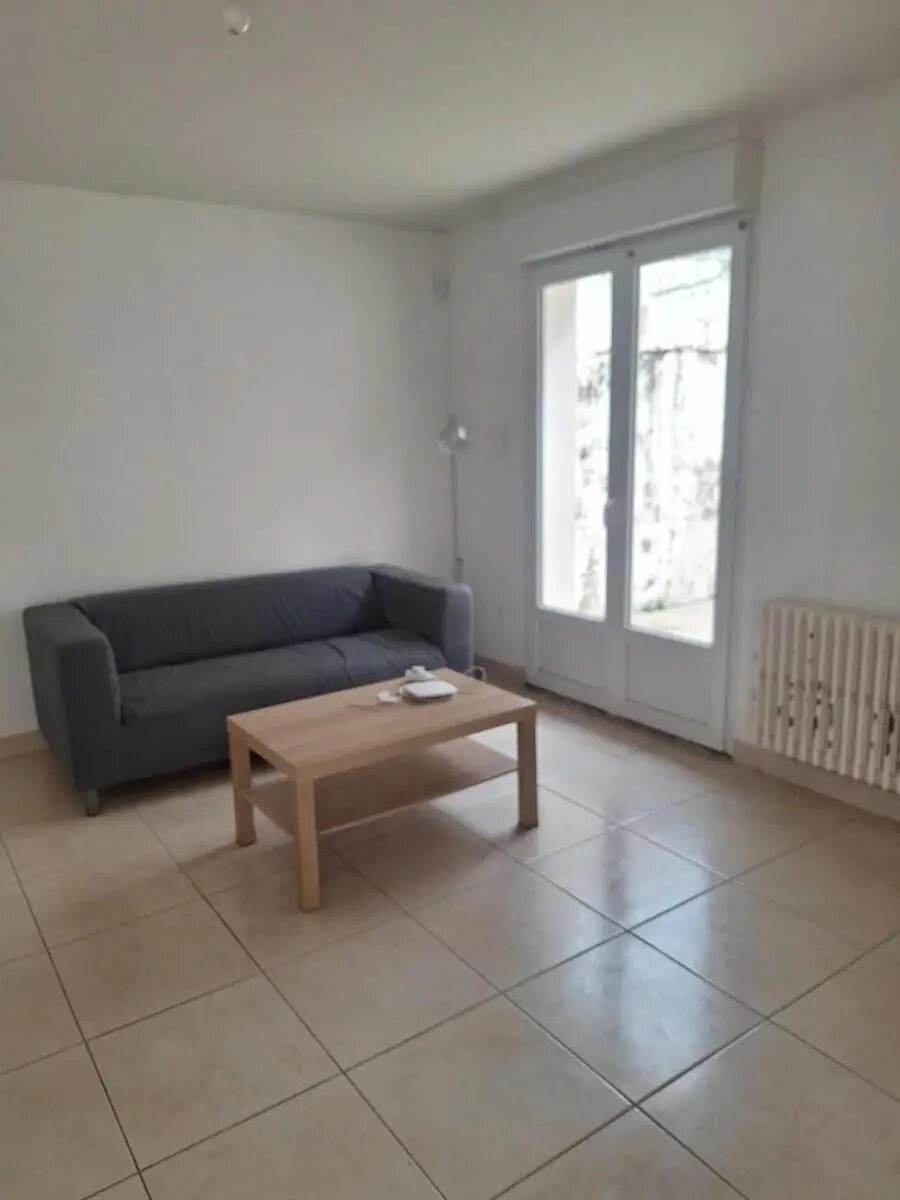 Maison à louer, 2m², Saint-Nazaire