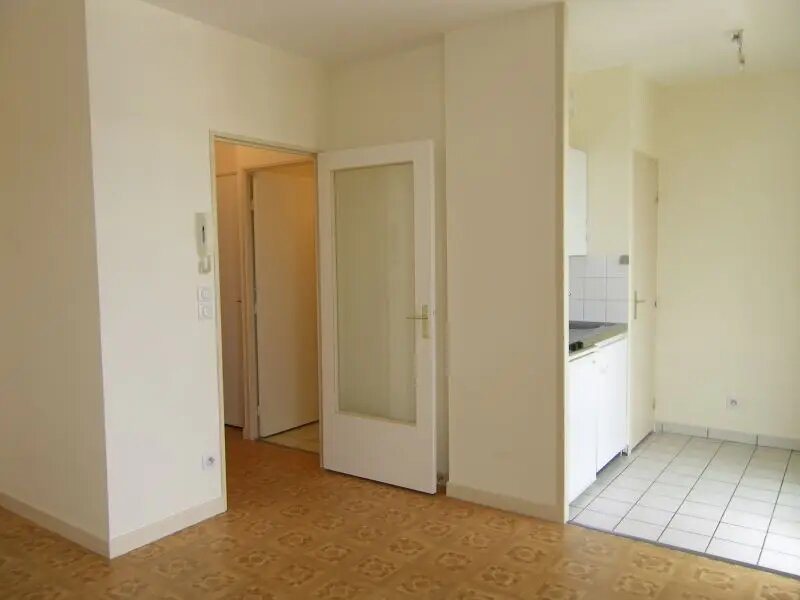 Appartement à louer, 27m², Saint-Nazaire