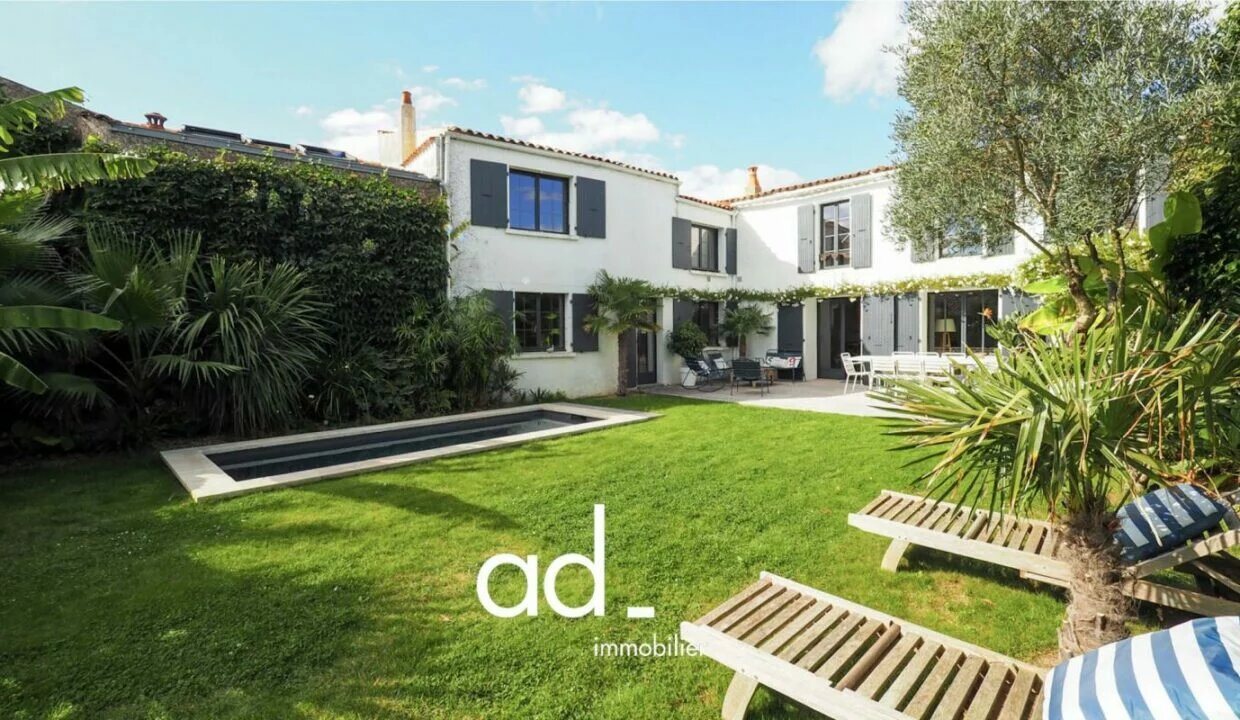 Maison à vendre, 230m², Nieul-sur-Mer