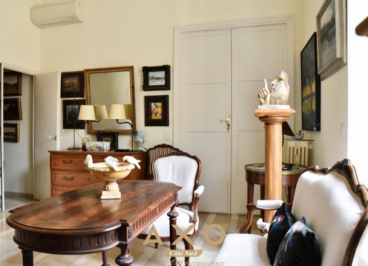 Appartement à vendre, 283m², Nîmes
