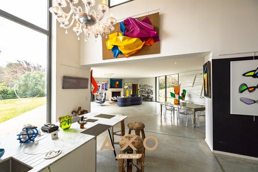 Maison 8 pièces 273 m² · à Venelles · 273 m² · 1 490 000 €