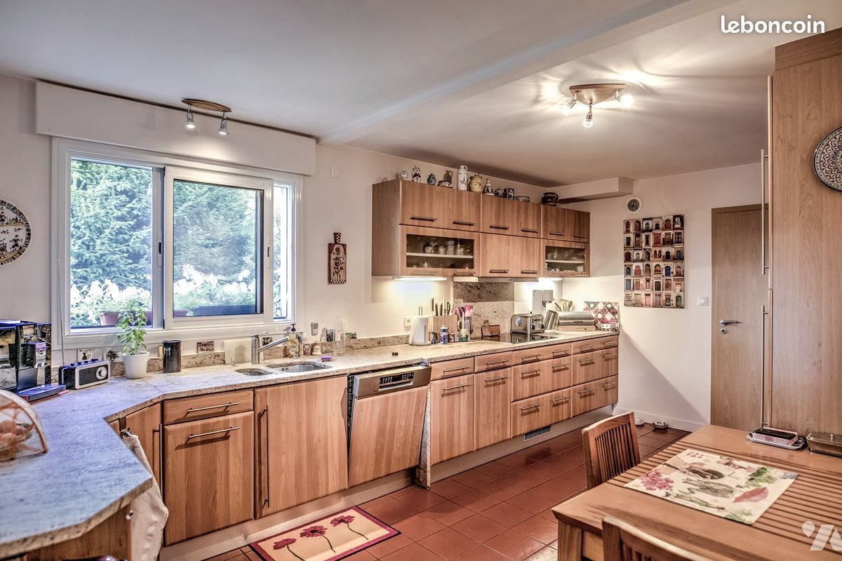 Maison à vendre, 183m², Collonges-sous-Salève